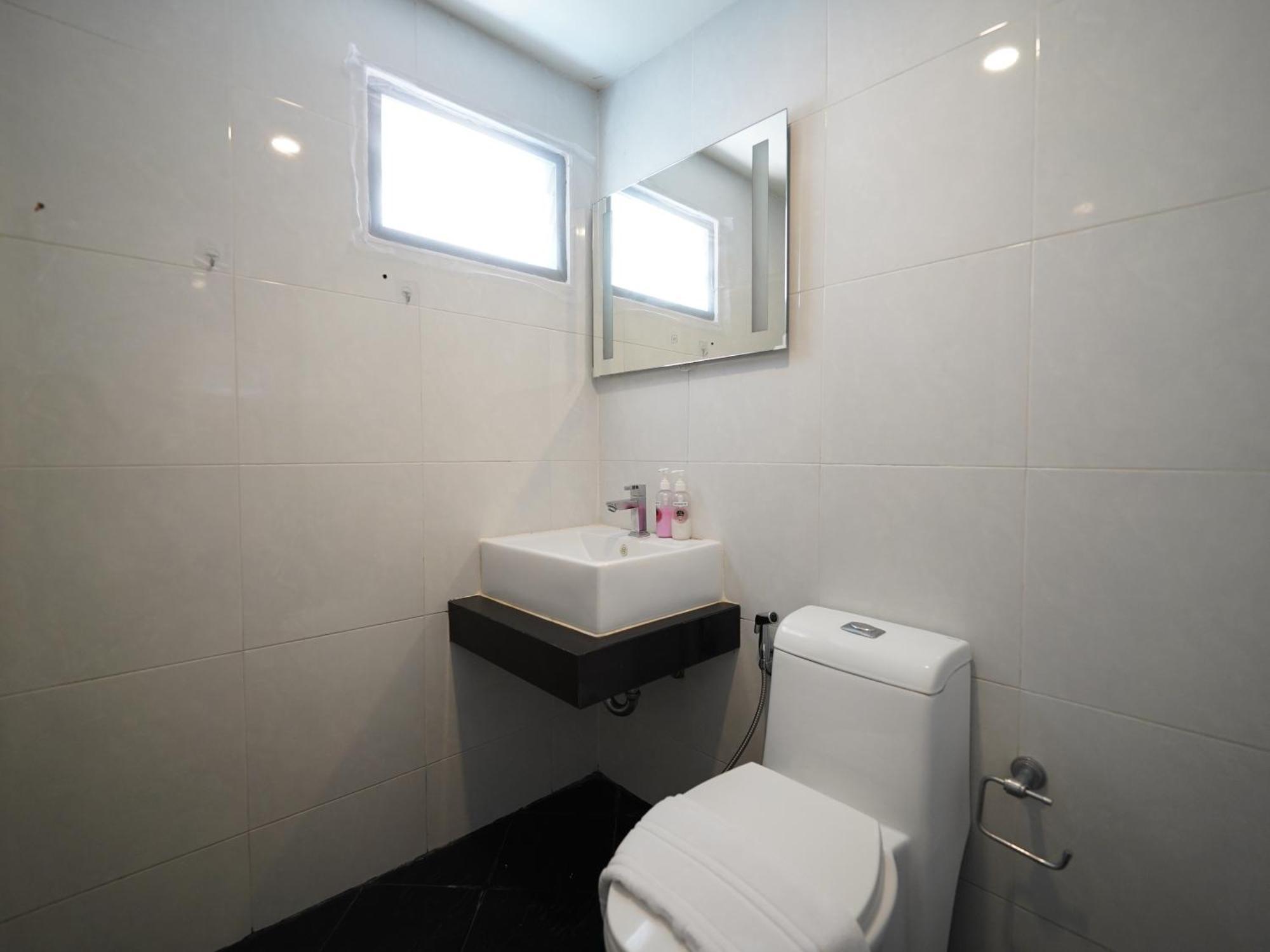Roomquest Bangkok Don Mueang Airport Banguecoque Quarto foto